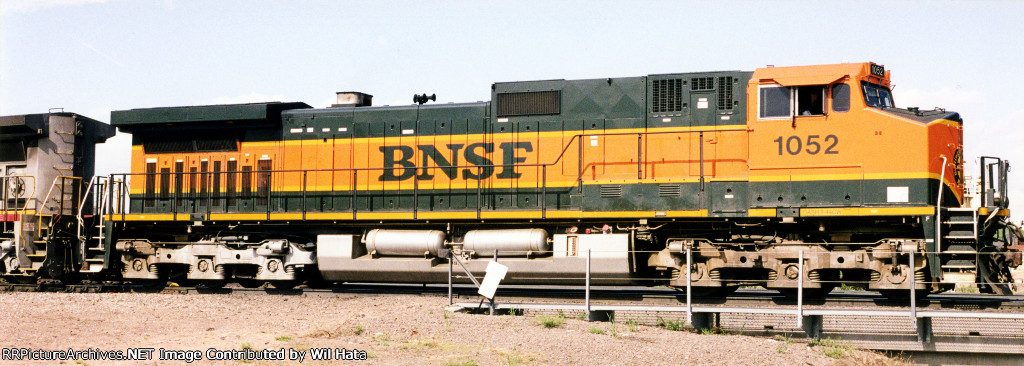 BNSF C44-9W 1052